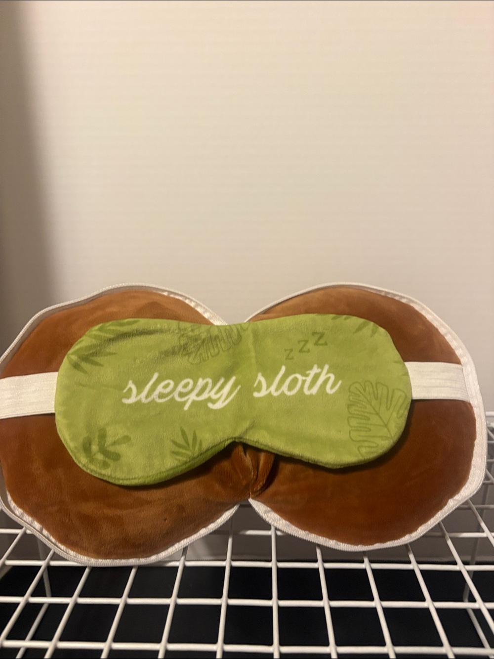 Cute Brown Plush Sloth Coin Pouch with Clip - Picture 6 of 6